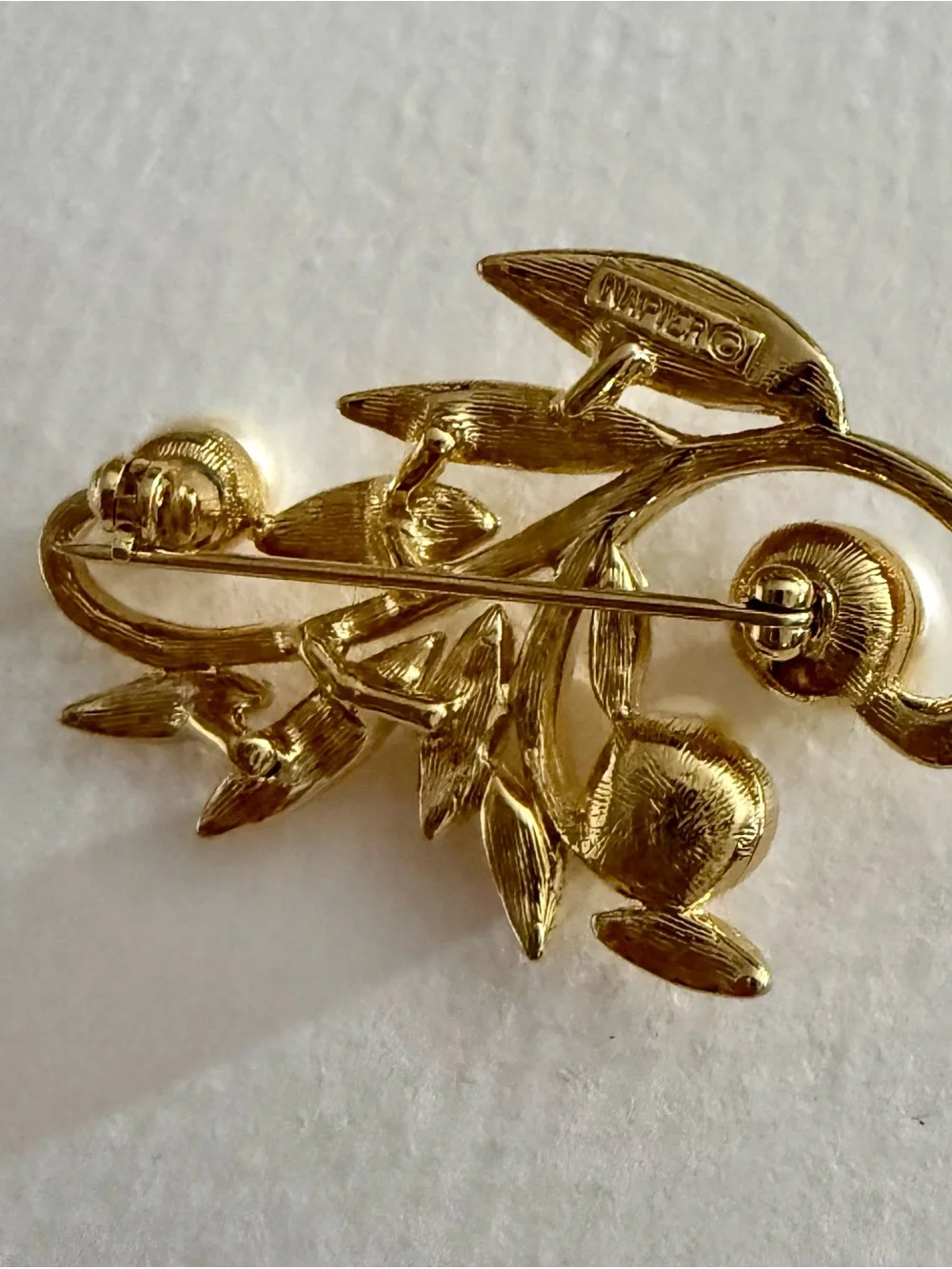 Vintage Napier Gold Tone & Faux Pearl Leaf Brooch – Elegant Floral Pin – 2 Inch